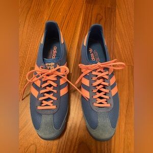 adidas - Women's
SL72 Sneakers - Blue with Pink Stripes